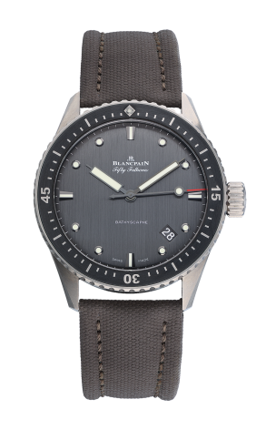 Часы Blancpain Fifty Fathoms Bathyscaphe 5000 1210 G52A (37451)